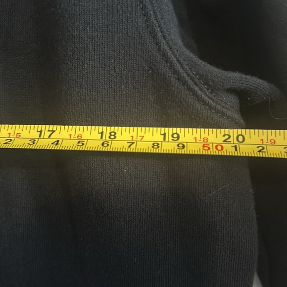 Shirt. - Picture 7 of 9